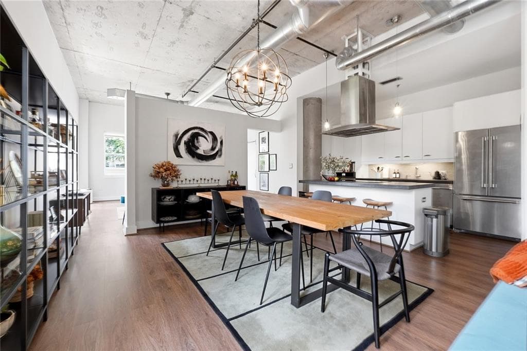 1 bedroom, 1 bathroom, 1,239 sq ft condominium for sale at 206 11th Street 702, Atlanta, GA 30309 — photo 3