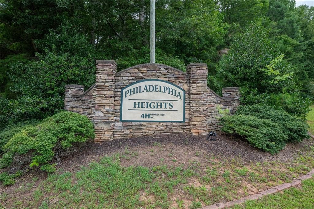 3 bedroom, 3 bathroom, 2,056 sq ft single family residence for sale at 531 Philadelphia Drive, Jasper, GA 30143 — photo 4