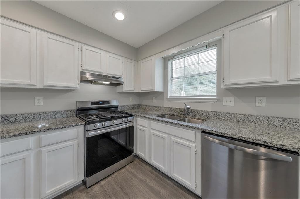 2 bedroom, 3 bathroom, 1,292 sq ft townhouse for rent at 1008 Huntington Trace, Smyrna, GA 30082 for $1,649 a month — photo 4
