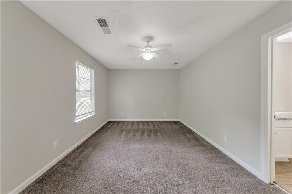 2 bedroom, 3 bathroom, 1,292 sq ft townhouse for rent at 1008 Huntington Trace, Smyrna, GA 30082 for $1,649 a month — photo 10