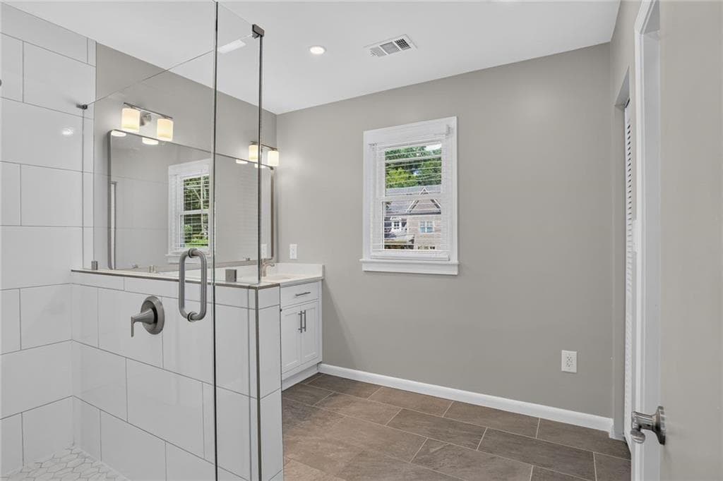 5 bedroom, 3 bathroom, 3,200 sq ft single family residence for rent at 1220 Roxboro Drive, Atlanta, GA 30324 for $4,300 a month — photo 8