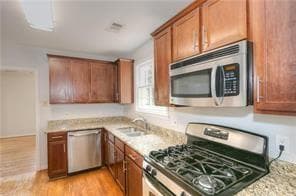 4 bedroom, 2 bathroom, 2,236 sq ft single family residence for rent at 923 S Candler Street, Decatur, GA 30030 for $4,200 a month — photo 5