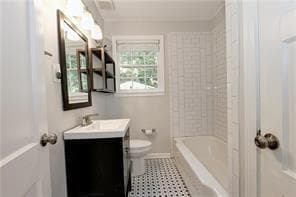 4 bedroom, 2 bathroom, 2,236 sq ft single family residence for rent at 923 S Candler Street, Decatur, GA 30030 for $4,200 a month — photo 8