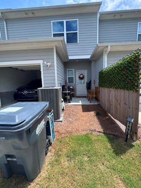 3 bedroom, 3 bathroom, 1,642 sq ft townhouse for sale at 2696 Toucan Way, Atlanta, GA 30331 — photo 5