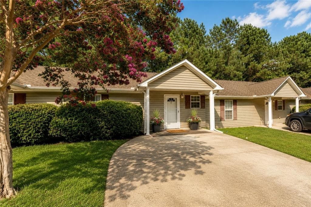 129 Jacobs Way B, Jasper, GA 30143 — most recent listing photo