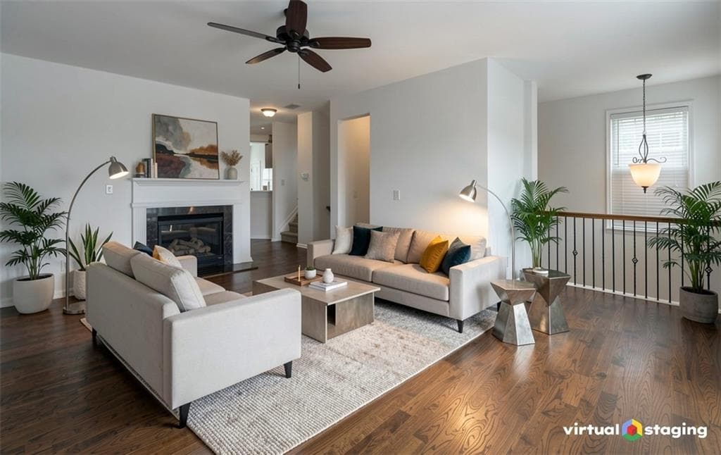 4 bedroom, 4 bathroom, 2,679 sq ft townhouse for sale at 3513 Chattahoochee Summit Lane 25, Atlanta, GA 30339 — photo 2