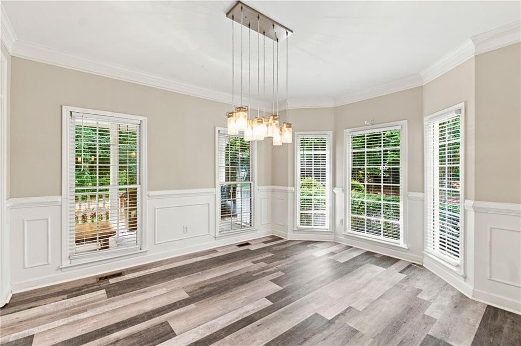 7 bedroom, 6 bathroom, 5,843 sq ft single family residence for sale at 1220 Peachtree Road, Hoschton, GA 30548 — photo 9
