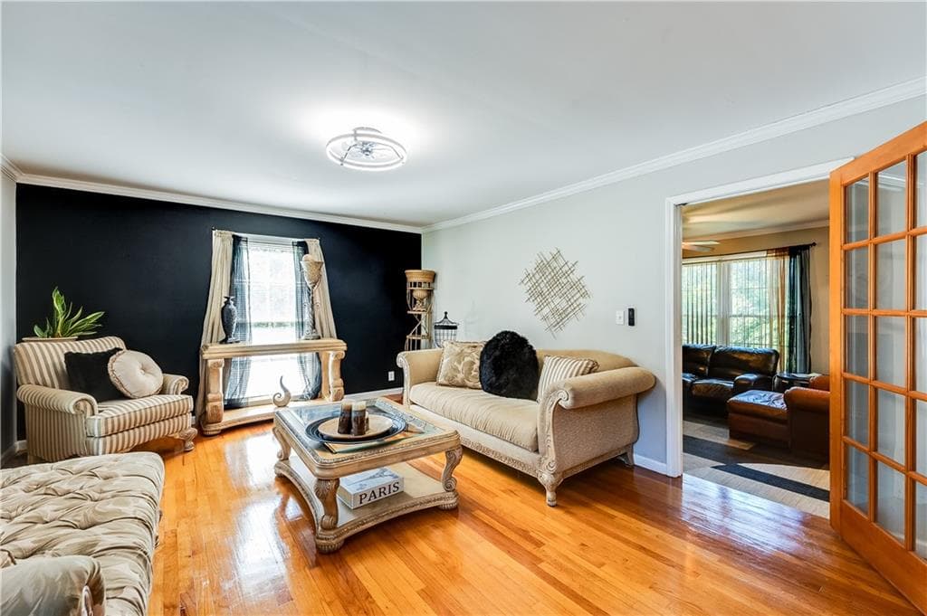 4 bedroom, 4 bathroom, 2,342 sq ft single family residence for sale at 4737 Fellsridge Drive, Stone Mountain, GA 30083 — photo 8