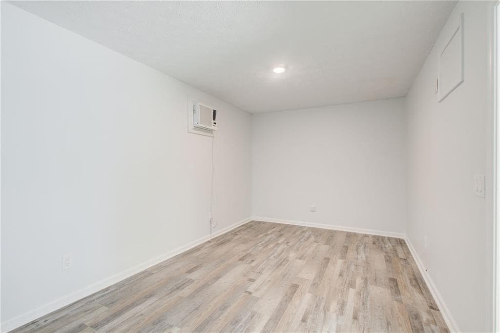 2 bedroom, 2 bathroom, 1,468 sq ft townhouse for sale at 2470 Stonegate Drive, Acworth, GA 30101 — photo 6