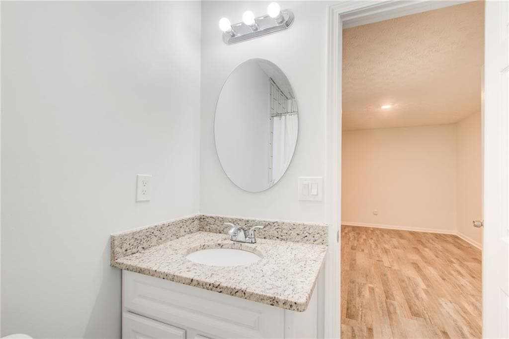 2 bedroom, 2 bathroom, 1,468 sq ft townhouse for sale at 2470 Stonegate Drive, Acworth, GA 30101 — photo 9