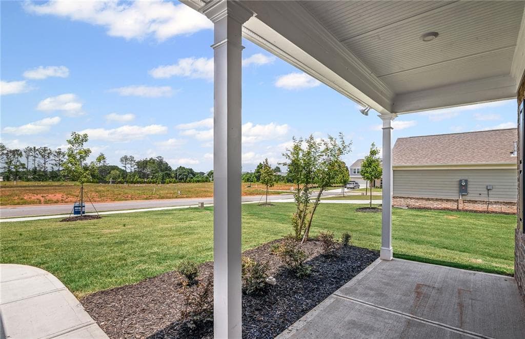 3 bedroom, 3 bathroom, 2,538 sq ft single family residence for sale at 232 Delilah Street, Mcdonough, GA 30252 — photo 4