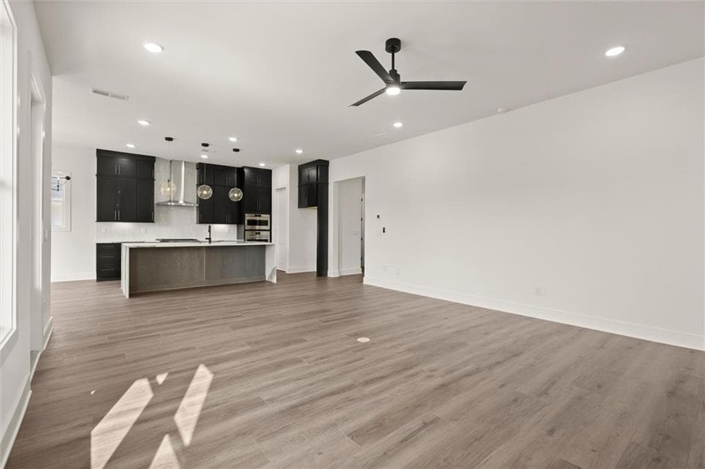 4 bedroom, 4 bathroom, 3,125 sq ft single family residence for sale at 322 Treble Way, Alpharetta, GA 30009 — photo 8