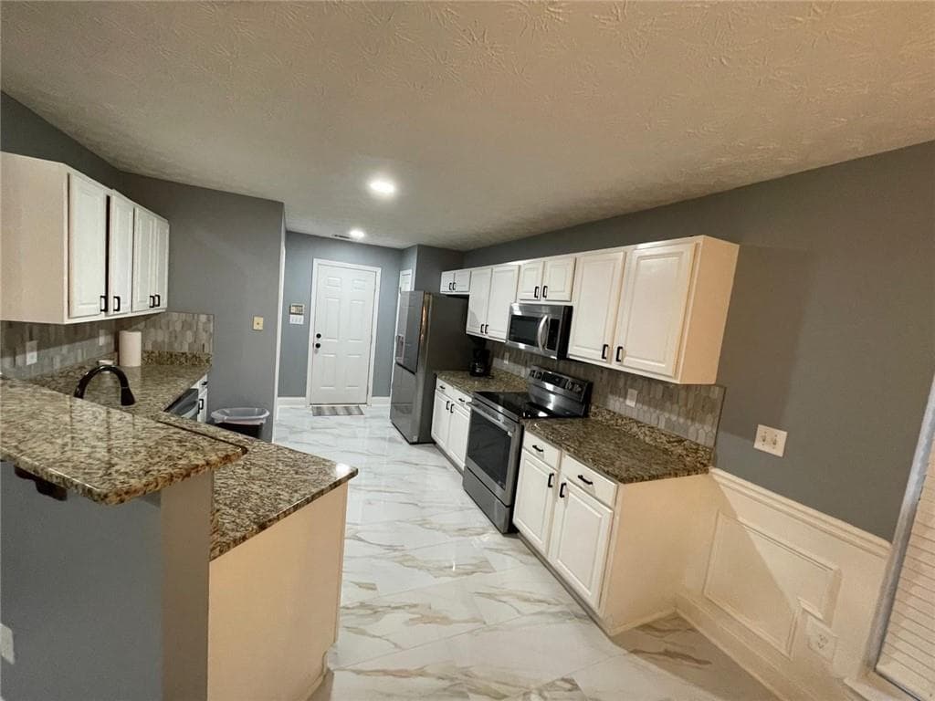 3 bedroom, 2 bathroom, 1,537 sq ft single family residence for rent at 4215 Hamilton Walk Drive, Buford, GA 30519 for $2,350 a month — photo 9