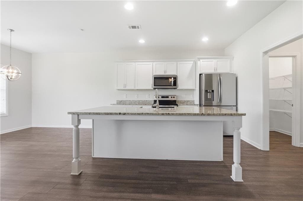 4 bedroom, 3 bathroom, 3,199 sq ft single family residence for sale at 535 Wheeler Road, Demorest, GA 30535 — photo 7