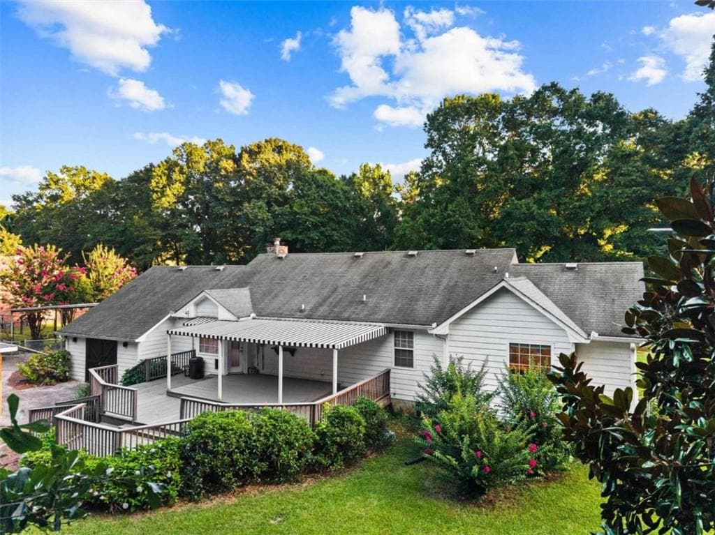 3 bedroom, 2 bathroom, 1,939 sq ft single family residence for sale at 842 Twin Oaks Drive, Monroe, GA 30655 — photo 2