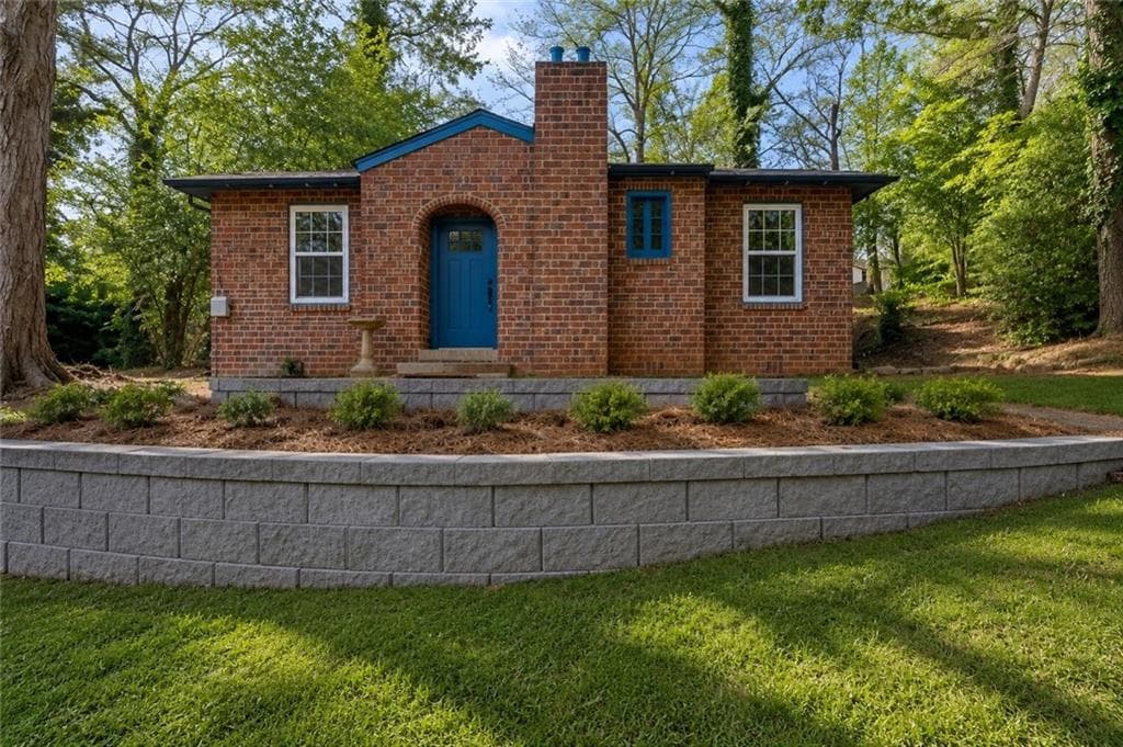 3 bedroom, 2 bathroom, 1,305 sq ft single family residence for sale at 203 Church Street, Rome, GA 30161