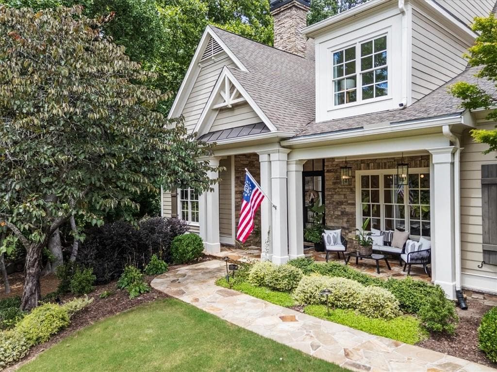 4 bedroom, 6 bathroom, 10,773 sq ft single family residence under contract at 1213 Basnett Drive, Alpharetta, GA 30004 — photo 2