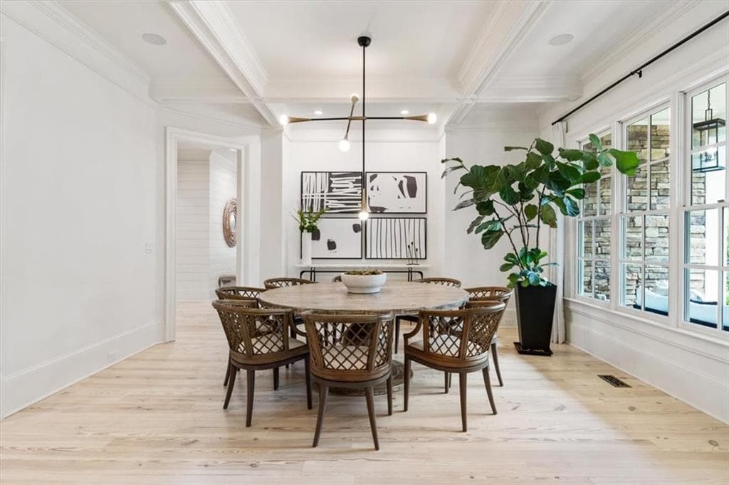 4 bedroom, 6 bathroom, 10,773 sq ft single family residence under contract at 1213 Basnett Drive, Alpharetta, GA 30004 — photo 9