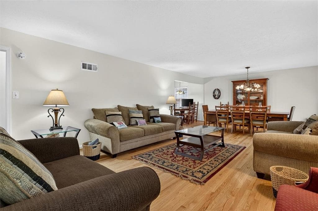 4 bedroom, 3 bathroom, 3,848 sq ft single family residence for sale at 3009 Meadow Drive, Marietta, GA 30062 — photo 7