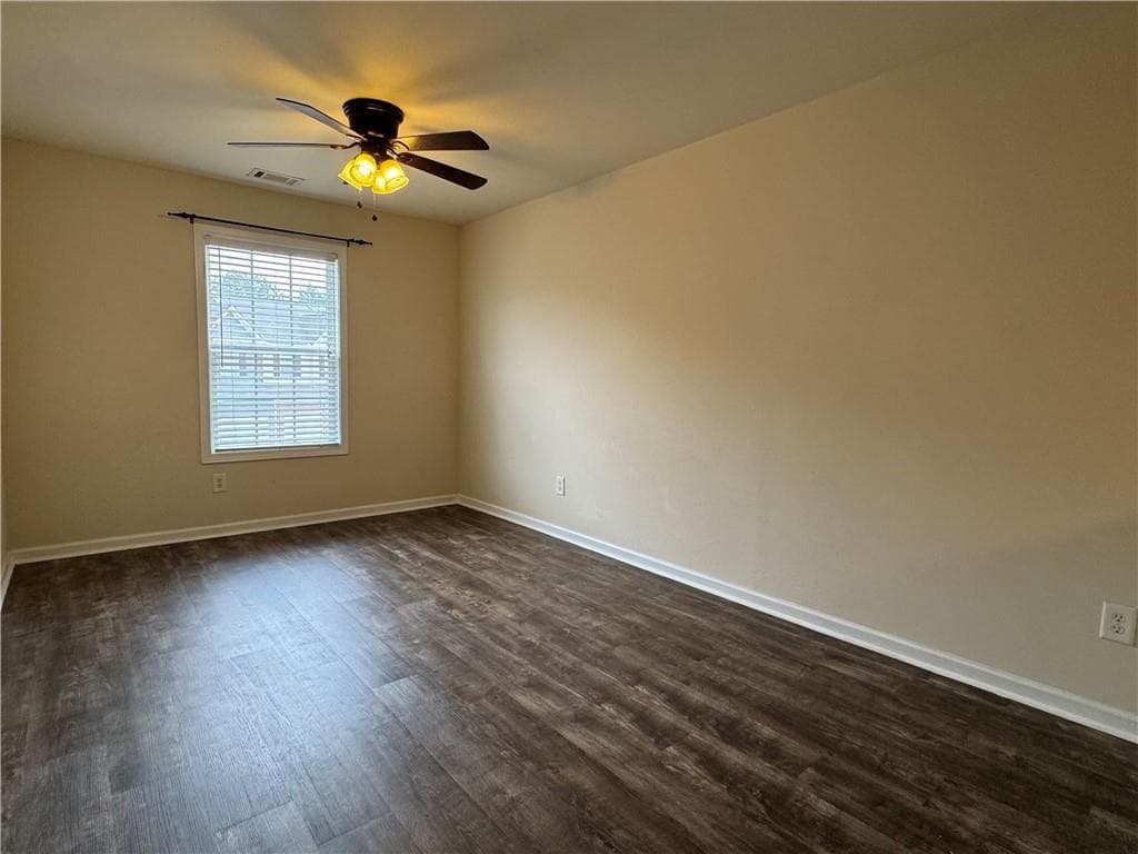 2 bedroom, 3 bathroom, 1,757 sq ft townhouse for rent at 3058 Cedar Glade Lane, Buford, GA 30519 for $1,900 a month — photo 9