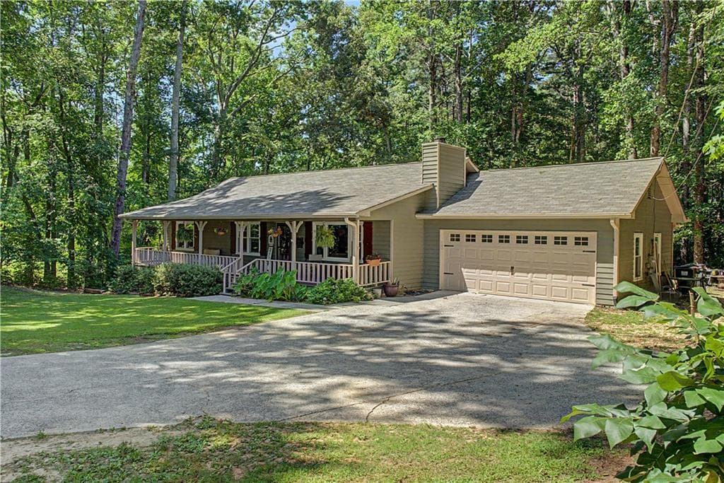 4 bedroom, 3 bathroom, 2,100 sq ft single family residence for sale at 465 Harmony Grove Church Road, Acworth, GA 30101 — photo 2