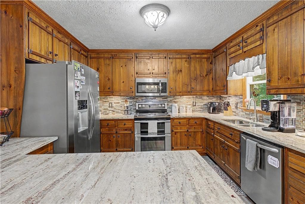 4 bedroom, 3 bathroom, 2,100 sq ft single family residence for sale at 465 Harmony Grove Church Road, Acworth, GA 30101 — photo 7