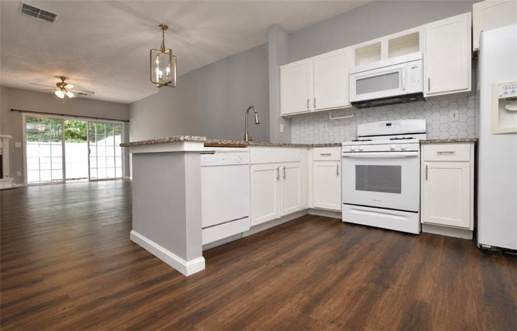 2 bedroom, 3 bathroom, 1,200 sq ft townhouse for rent at 233 Buckland, Alpharetta, GA 30022 for $2,000 a month — photo 3