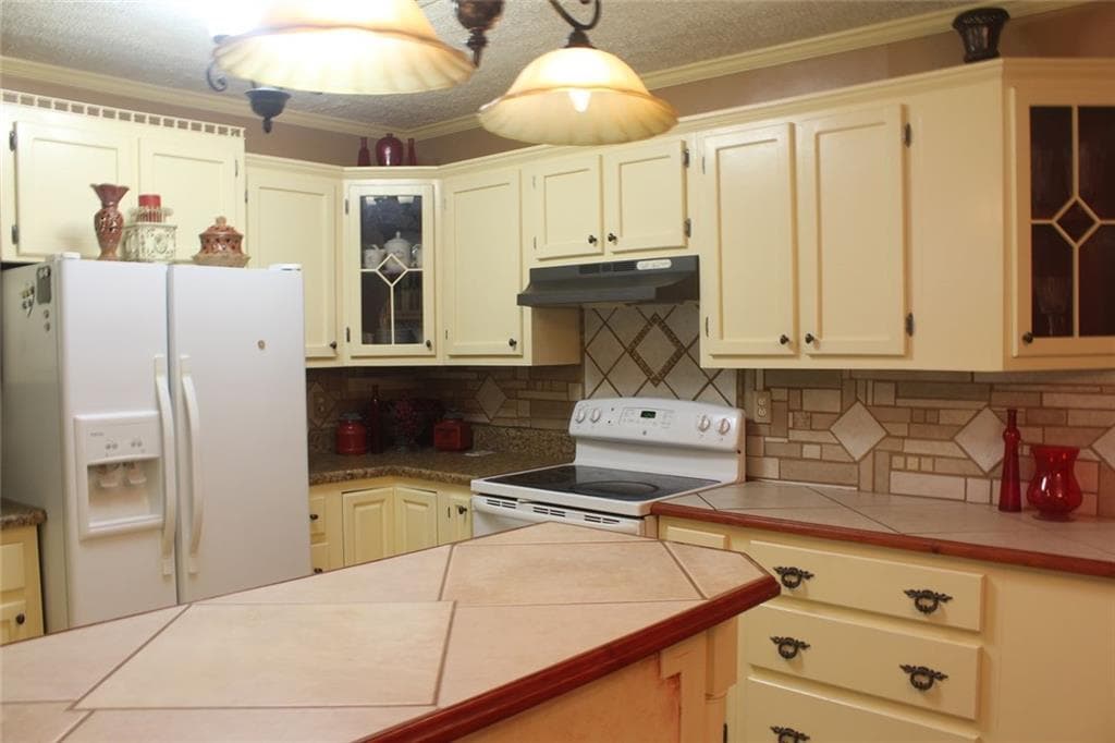 3 bedroom, 2 bathroom, 2,028 sq ft single family residence for sale at 120 Bone Place, Dallas, GA 30132 — photo 5