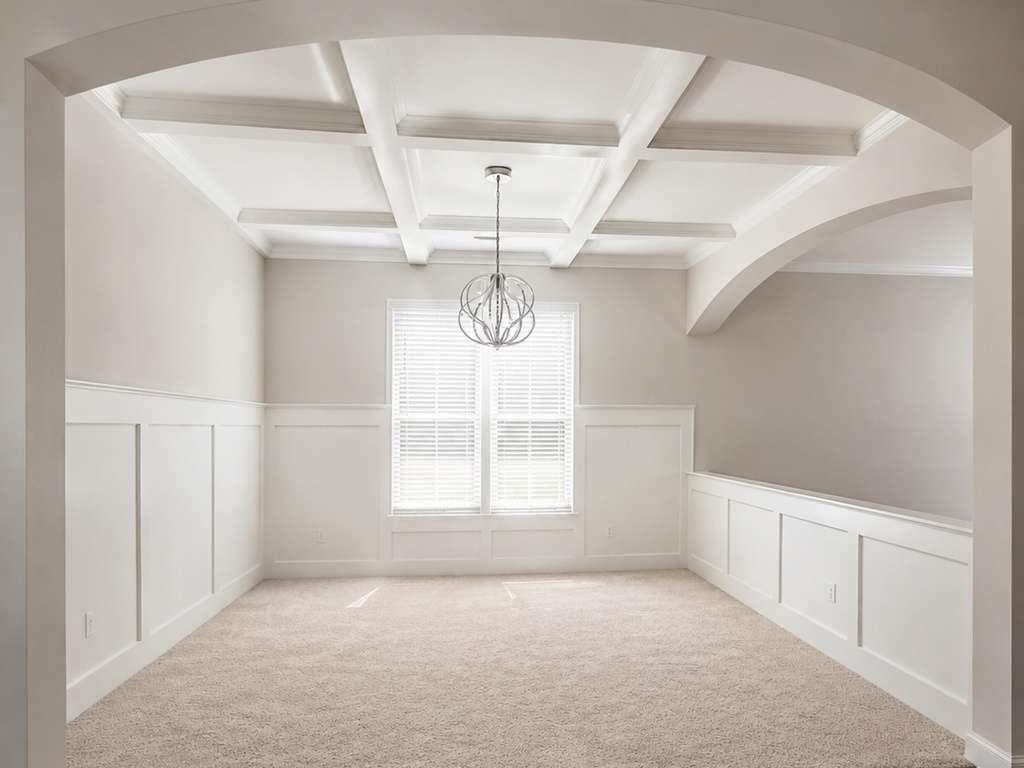 5 bedroom, 4 bathroom, 4,592 sq ft single family residence under contract at 835 Lorrimont Lane, Fairburn, GA 30213 — photo 3