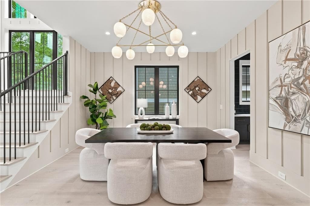 5 bedroom, 7 bathroom, 6,350 sq ft single family residence under contract at 952 Cumberland Road, Atlanta, GA 30306 — photo 5
