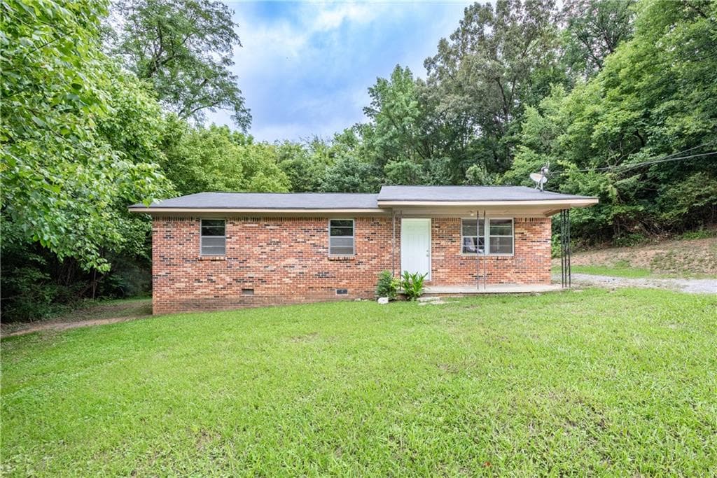 3 bedroom, 1 bathroom, 1,075 sq ft single family residence for sale at 334 Scott Brown Road, Fairmount, GA 30139 — photo 4