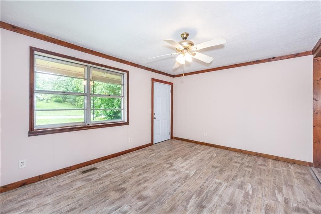 3 bedroom, 1 bathroom, 1,075 sq ft single family residence for sale at 334 Scott Brown Road, Fairmount, GA 30139 — photo 8