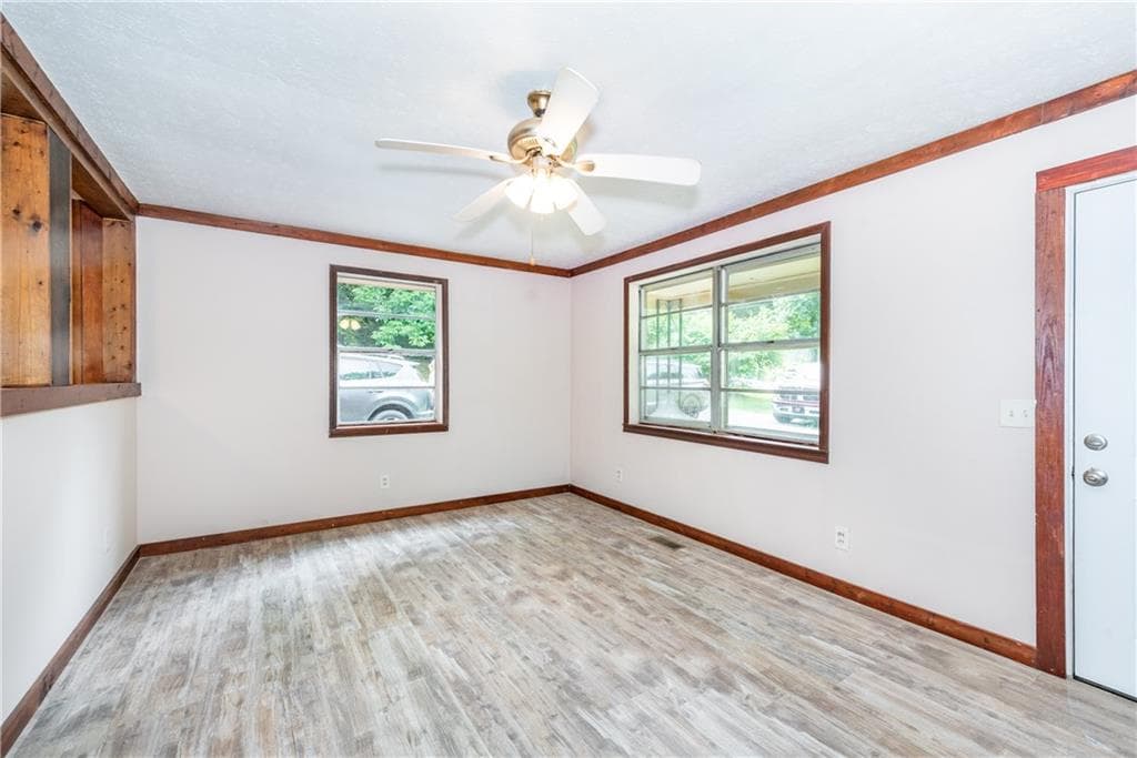 3 bedroom, 1 bathroom, 1,075 sq ft single family residence for sale at 334 Scott Brown Road, Fairmount, GA 30139 — photo 9