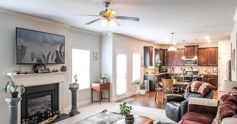 5 bedroom, 3 bathroom, 2,869 sq ft single family residence for sale at 104 Camilla Drive, Carrollton, GA 30116 — photo 8