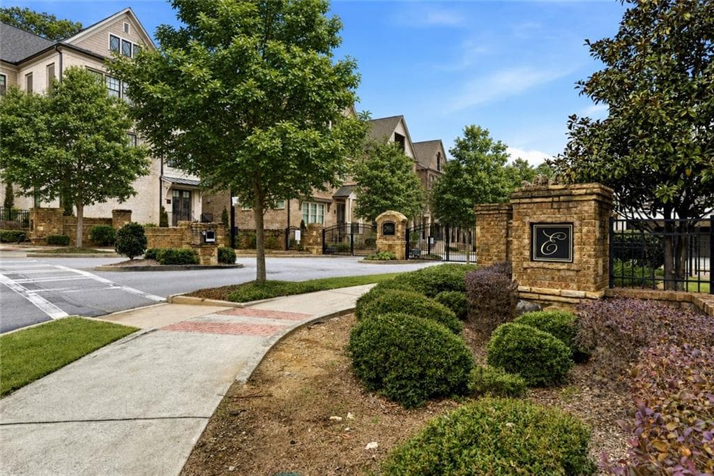 3 bedroom, 4 bathroom, 3,202 sq ft townhouse for sale at 1120 Cordia Avenue, Atlanta, GA 30318 — photo 5