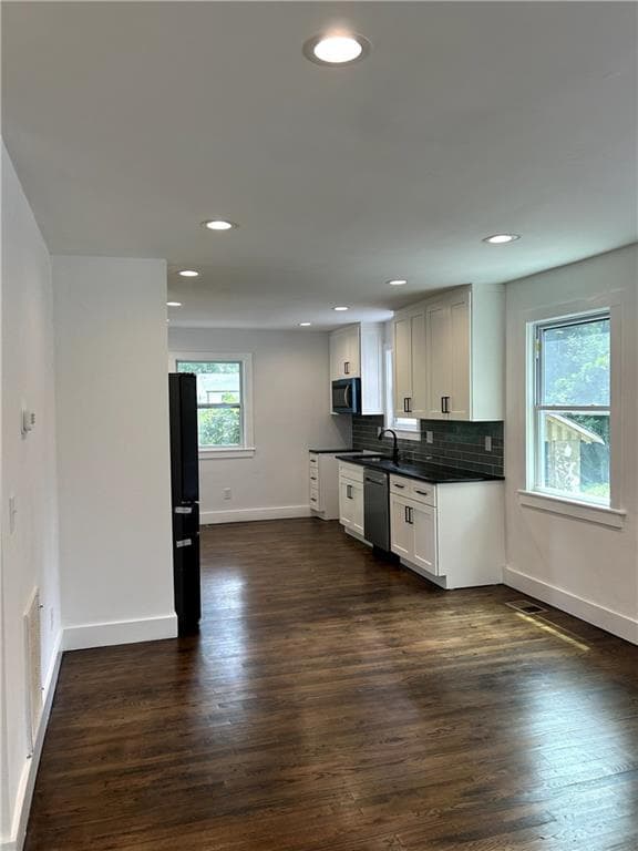 3 bedroom, 1 bathroom, 1,172 sq ft single family residence for sale at 1390 Westmont Road, Atlanta, GA 30311 — photo 3