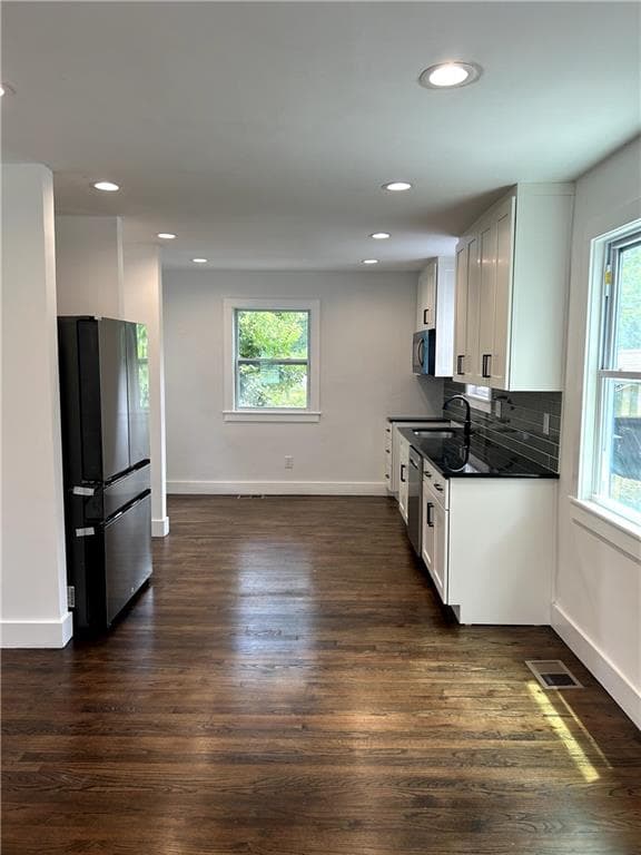 3 bedroom, 1 bathroom, 1,172 sq ft single family residence for sale at 1390 Westmont Road, Atlanta, GA 30311 — photo 5