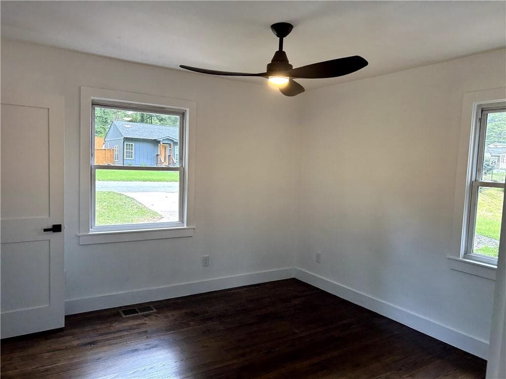 3 bedroom, 1 bathroom, 1,172 sq ft single family residence for sale at 1390 Westmont Road, Atlanta, GA 30311 — photo 7