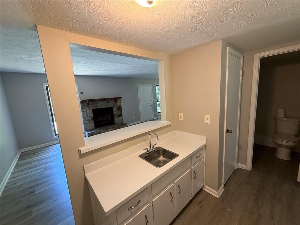 3 bedroom, 3 bathroom, 1,604 sq ft single family residence for rent at 1386 Williamsburg Lane, Norcross, GA 30093 for $1,930 a month — photo 6