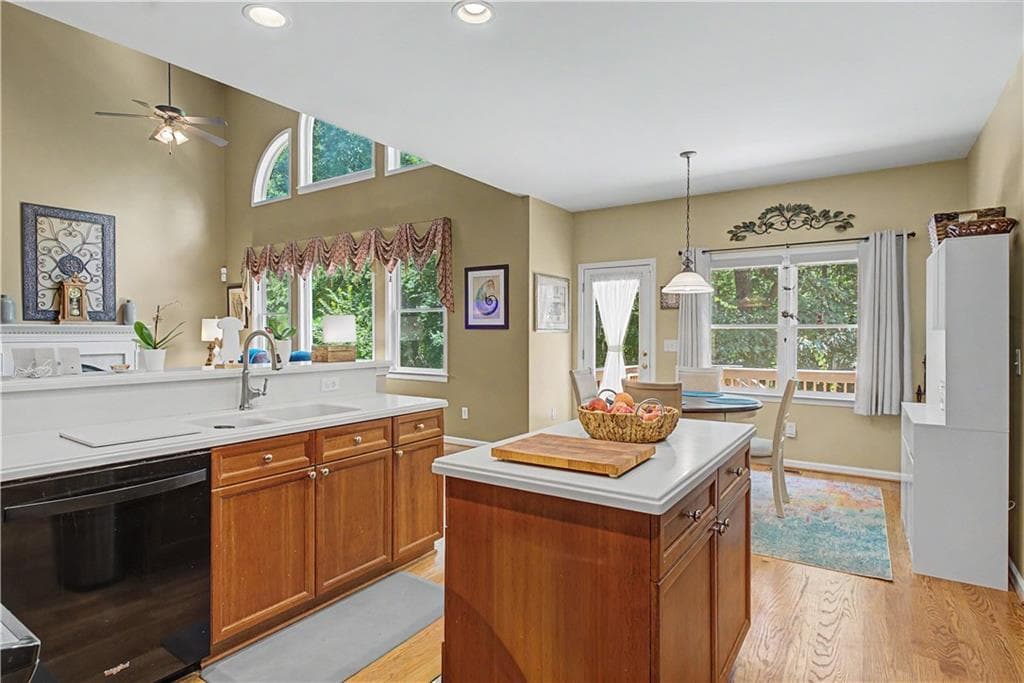 4 bedroom, 3 bathroom, 2,856 sq ft single family residence for sale at 80 Golden Aster Trace, Acworth, GA 30101 — photo 9