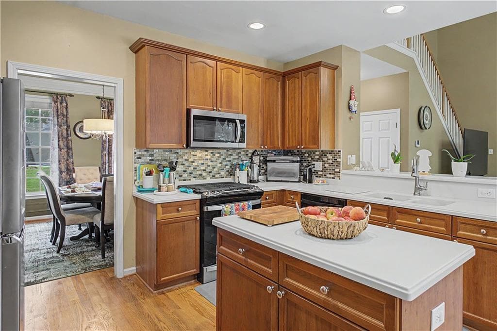 4 bedroom, 3 bathroom, 2,856 sq ft single family residence for sale at 80 Golden Aster Trace, Acworth, GA 30101 — photo 10