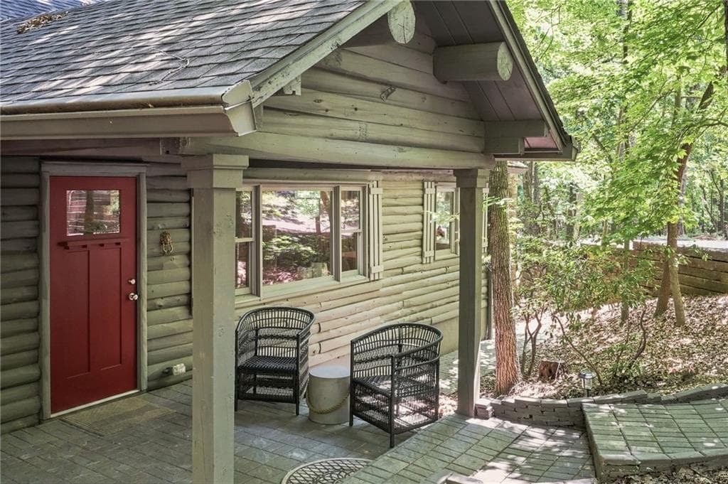 4 bedroom, 2 bathroom, 2,726 sq ft single family residence for sale at 884 Quail Cove Drive, Big Canoe, GA 30143 — photo 2