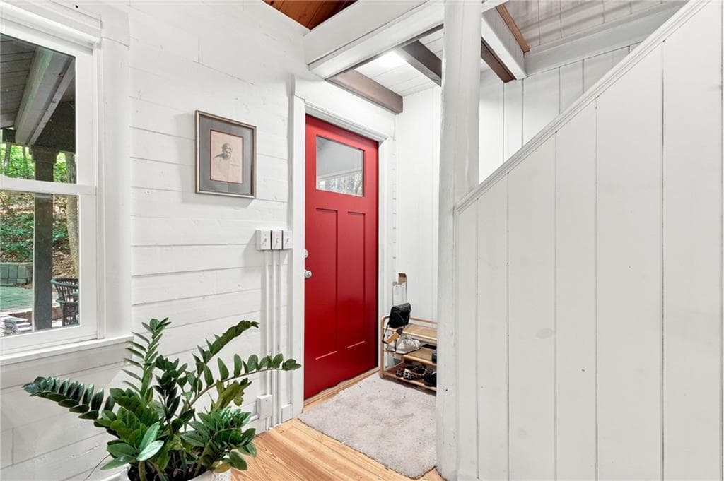 4 bedroom, 2 bathroom, 2,726 sq ft single family residence for sale at 884 Quail Cove Drive, Big Canoe, GA 30143 — photo 3