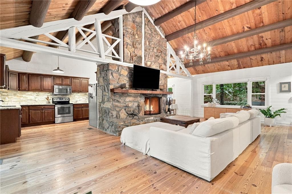4 bedroom, 2 bathroom, 2,726 sq ft single family residence for sale at 884 Quail Cove Drive, Big Canoe, GA 30143 — photo 7
