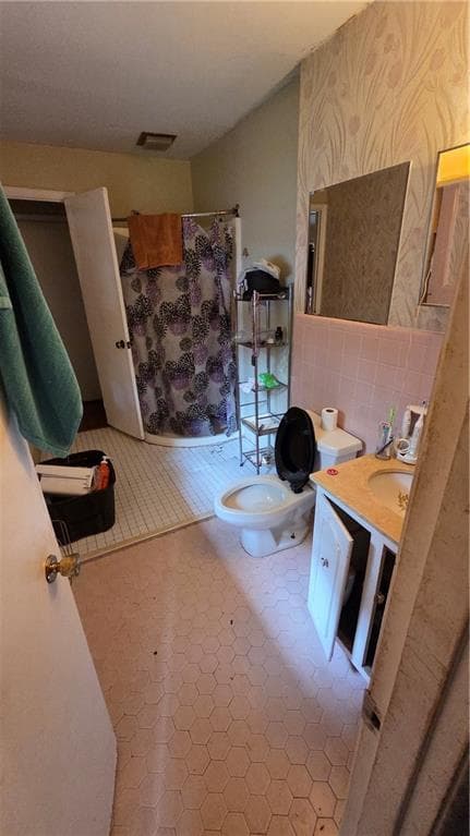 2 bedroom, 2 bathroom, 2,334 sq ft single family residence for sale at 3591 Pine Forest Drive, Atlanta, GA 30354 — photo 4