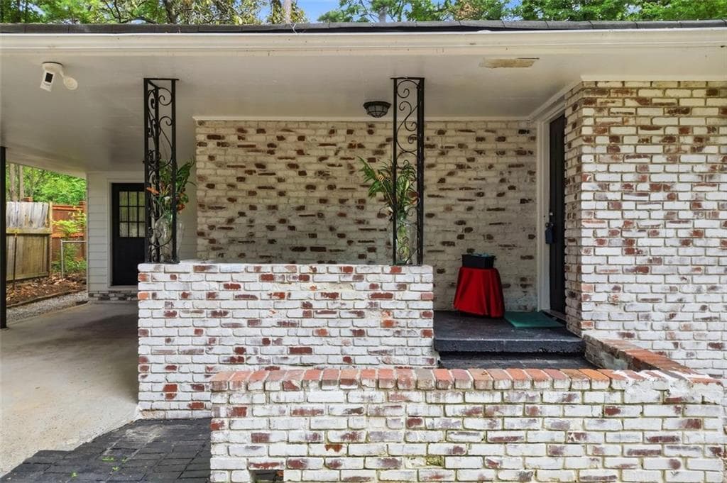 3 bedroom, 2 bathroom, 1,469 sq ft single family residence for sale at 1445 Varner Road, Marietta, GA 30062 — photo 2