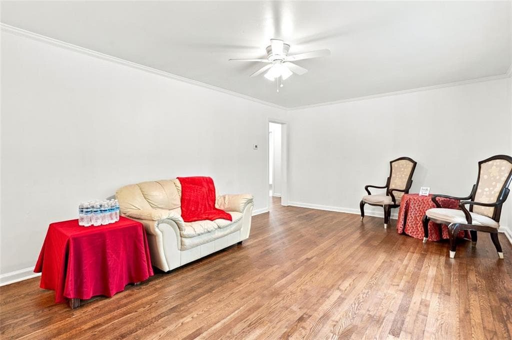 3 bedroom, 2 bathroom, 1,469 sq ft single family residence for sale at 1445 Varner Road, Marietta, GA 30062 — photo 4