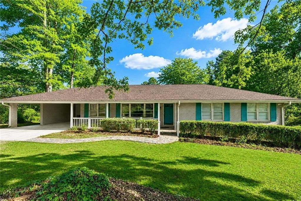 3 bedroom, 2 bathroom, 2,024 sq ft single family residence under contract at 2368 Academy Court, Atlanta, GA 30345