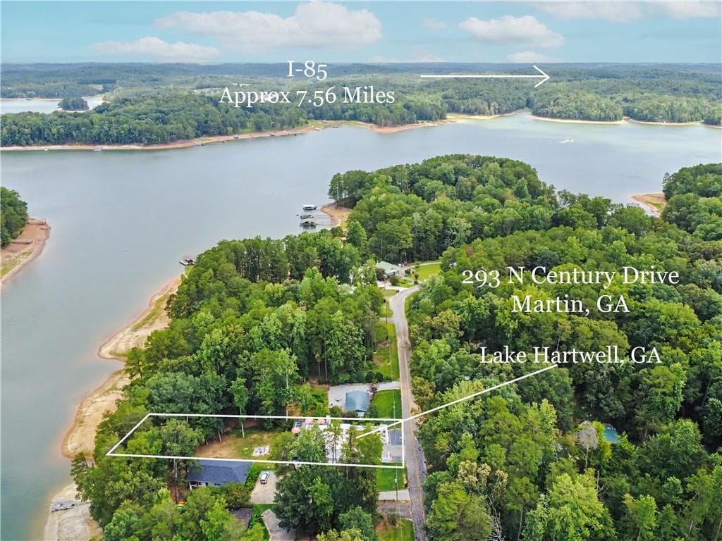 5 bedroom, 4 bathroom, 2,520 sq ft single family residence for sale at 293 N Century Drive, Martin, GA 30557 — photo 4