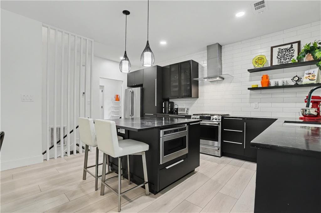 5 bedroom, 4 bathroom, 2,520 sq ft single family residence for sale at 293 N Century Drive, Martin, GA 30557 — photo 7